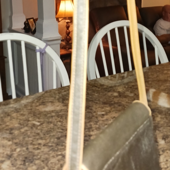 Gucci Plus Vintage Leather Crossbody Messenger Bag. Accepting offers! - Picture 10 of 16